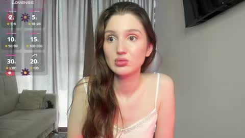 Amina online show from 06/11/26, 11:41