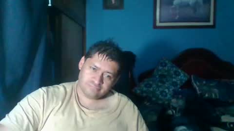 Snapshot of tender_eldelatienda chatting on 12/03/24, 05:09 Fabio Canavaro online show from 12/03/24, 05:09