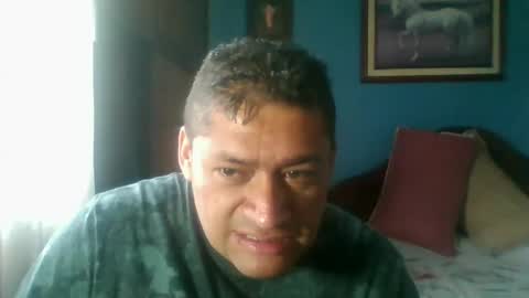 Snapshot of tender_eldelatienda chatting on 01/02/25, 06:56 Fabio Canavaro online show from 01/02/25, 06:56