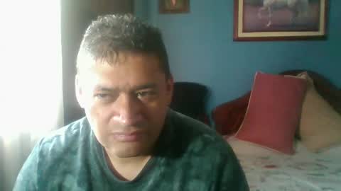 Snapshot of tender_eldelatienda chatting on 01/02/25, 10:01 Fabio Canavaro online show from 01/02/25, 10:01