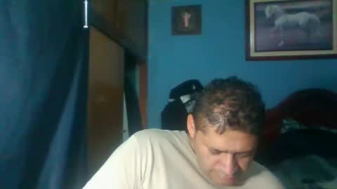 Snapshot of tender_eldelatienda chatting on 01/08/25, 02:25 Fabio Canavaro online show from 01/08/25, 02:25