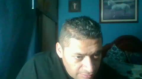 Snapshot of tender_eldelatienda chatting on 02/06/25, 01:49 Fabio Canavaro online show from 02/06/25, 01:49