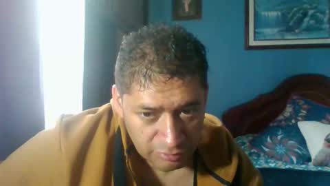 Snapshot of tender_eldelatienda chatting on 11/28/25, 04:09 Fabio Canavaro online show from 11/28/25, 04:09