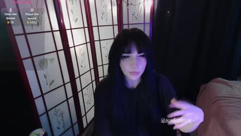 Snapshot of tenderfleece chatting on 04/10/26, 10:14 Lamb online show from 04/10/26, 10:14