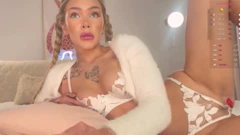 tenderiris online show from 10/21/25, 03:29