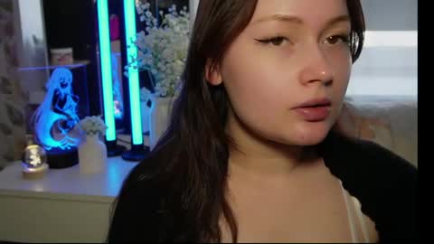 tendre_amelia online show from 06/07/26, 08:29