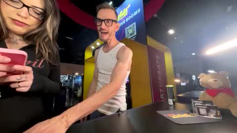 Snapshot of teninchty chatting on 11/08/25, 08:29 Ty online show from 11/08/25, 08:29