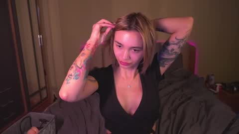 Teya online show from 03/01/25, 09:29
