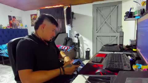 teoyes_ online show from 11/15/25, 05:20