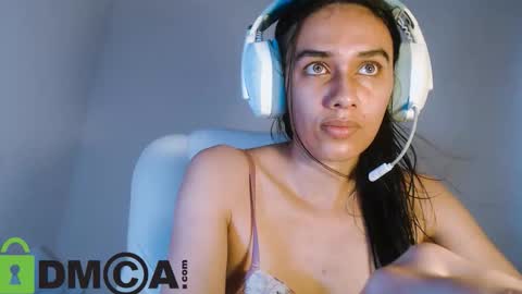 Snapshot of ter23m chatting on 10/26/25, 04:24 Lisa online show from 10/26/25, 04:24