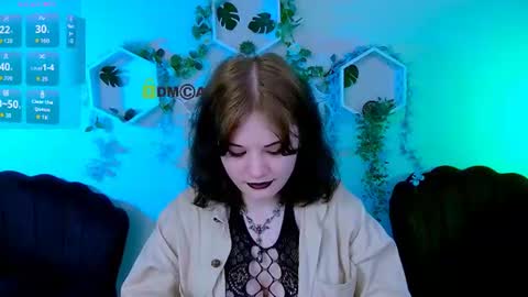 Snapshot of teresa_shy chatting on 06/12/26, 09:19 your love online show from 06/12/26, 09:19