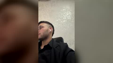 Andres long online show from 06/16/26, 08:11