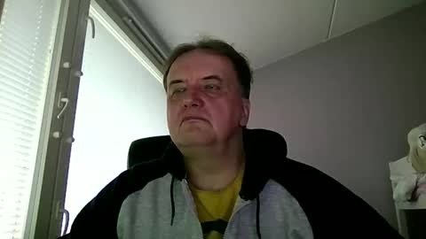 Snapshot of tero007 chatting on 10/30/25, 07:10 tero007 online show from 10/30/25, 07:10