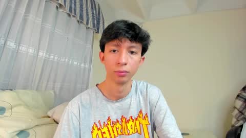 Snapshot of teroship_boy chatting on 01/22/25, 01:10 Juanfe  online show from 01/22/25, 01:10