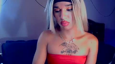 terra sunligth  indepent model online show from 09/12/25, 02:55