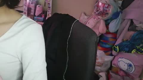 Terra Elowen online show from 06/19/26, 12:42