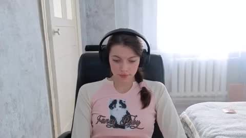 Anny Simpson online show from 10/29/25, 04:26