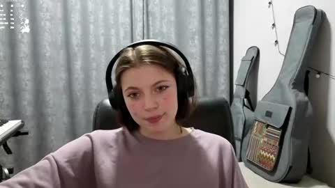 Anny Simpson online show from 05/05/26, 08:17