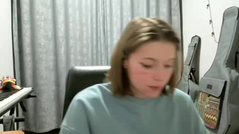 Anny Simpson online show from 05/22/26, 07:19
