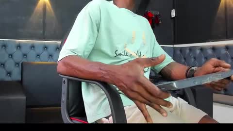 terranze_z online show from 10/05/25, 08:29