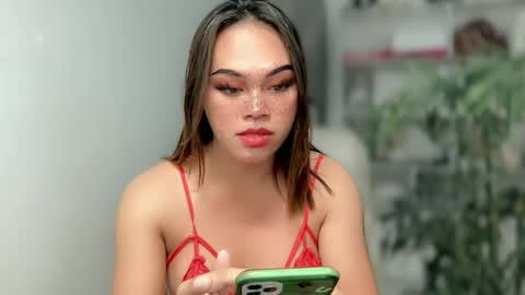 TERRI  the girl will hunt you online show from 12/12/24, 01:43