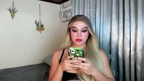 TERRI  the girl will hunt you online show from 02/22/25, 02:06