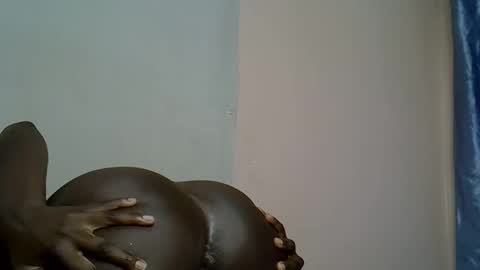 Snapshot of terriam chatting on 11/07/25, 04:40 terriam online show from 11/07/25, 04:40