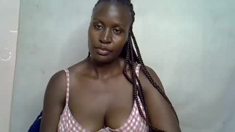 Snapshot of terriam chatting on 11/18/25, 08:13 terriam online show from 11/18/25, 08:13