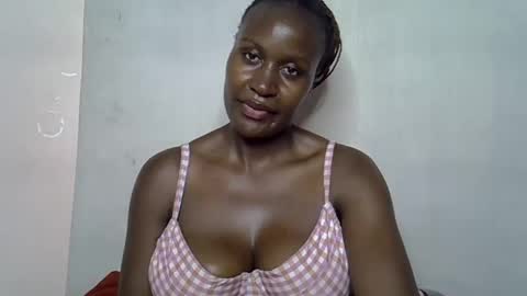 Snapshot of terriam chatting on 11/25/25, 11:32 terriam online show from 11/25/25, 11:32