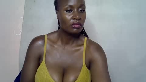 Snapshot of terriam chatting on 12/15/25, 12:53 terriam online show from 12/15/25, 12:53