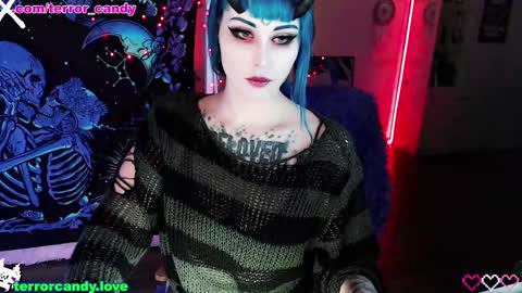 Snapshot of terror_candy chatting on 03/01/25, 03:43 CRY BABY online show from 03/01/25, 03:43