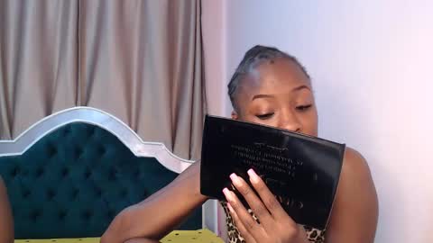 Tacy online show from 02/27/25, 06:18