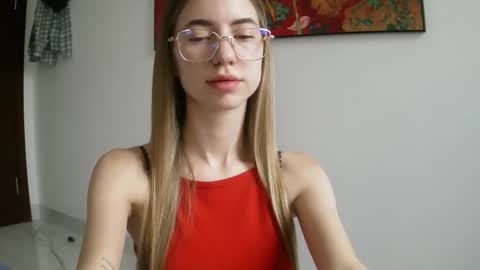 Snapshot of tessa_calmness chatting on 03/03/26, 03:45 tessa_calmness online show from 03/03/26, 03:45