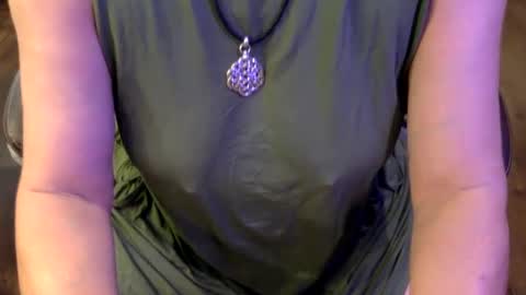 Snapshot of tessa_foxxx chatting on 10/04/25, 07:01 tessa_foxxx online show from 10/04/25, 07:01