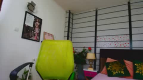 Snapshot of tessa_joy chatting on 02/02/26, 05:06 Tessa Joy online show from 02/02/26, 05:06