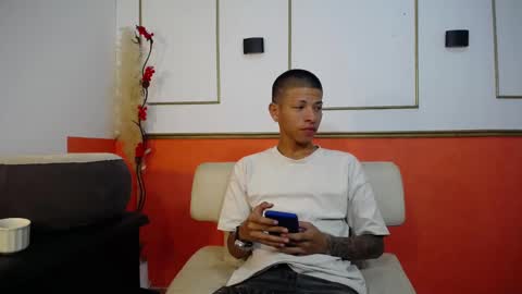 tessachains online show from 12/05/25, 02:09