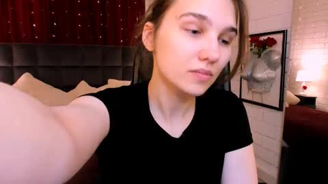 Snapshot of tessamill chatting on 12/01/25, 09:14 Tessa online show from 12/01/25, 09:14