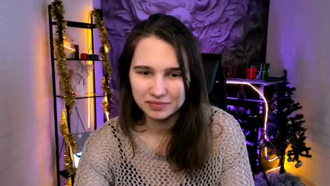 Snapshot of tessamill chatting on 01/12/26, 09:14 Tessa online show from 01/12/26, 09:14