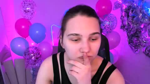 Snapshot of tessamill chatting on 02/04/26, 09:04 Tessa online show from 02/04/26, 09:04