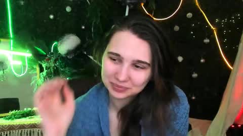 Snapshot of tessamill chatting on 02/14/26, 09:28 Tessa online show from 02/14/26, 09:28