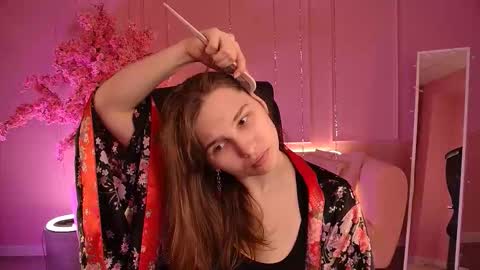 Snapshot of tessamill chatting on 03/03/26, 09:26 Tessa online show from 03/03/26, 09:26