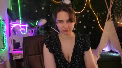 Snapshot of tessamill chatting on 03/17/26, 05:11 Tessa online show from 03/17/26, 05:11
