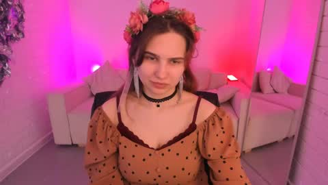 Snapshot of tessamill chatting on 04/24/26, 05:21 Tessa online show from 04/24/26, 05:21