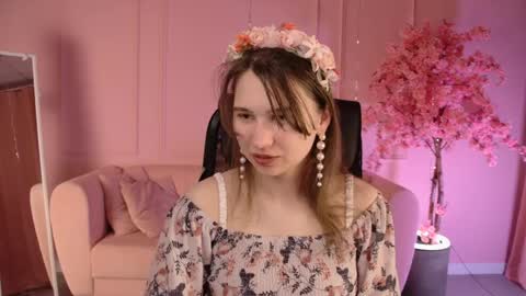 Snapshot of tessamill chatting on 05/13/26, 05:16 Tessa online show from 05/13/26, 05:16