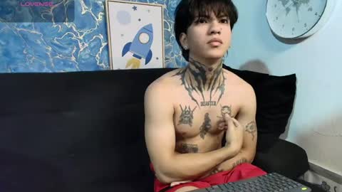 Snapshot of tessarion_black chatting on 06/09/26, 04:57 Tessarion online show from 06/09/26, 04:57