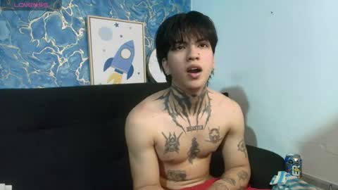 Snapshot of tessarion_black chatting on 06/10/26, 04:56 Tessarion online show from 06/10/26, 04:56