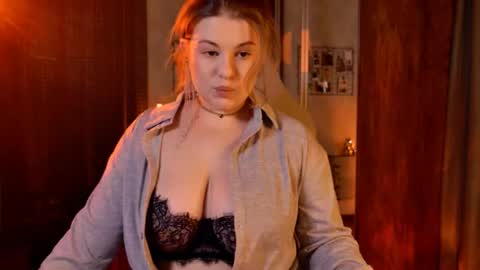 TESSA online show from 12/15/25, 10:30