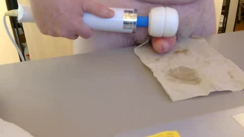 Test the Chat online show from 07/06/26, 04:09