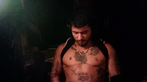 Snapshot of testotease chatting on 02/02/25, 03:10 Milo online show from 02/02/25, 03:10