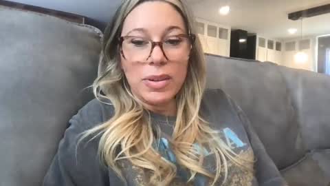 Daphne Summers online show from 09/09/25, 05:45